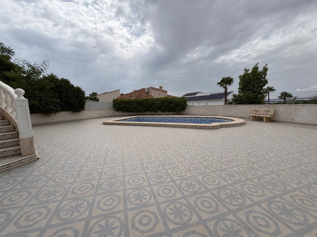 Pool terrace, facing the valley